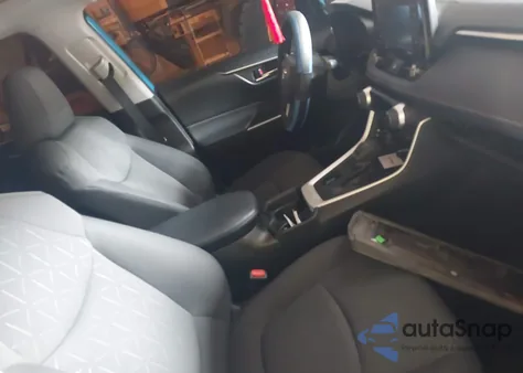 2021 Toyota Rav4 Xle from USA, damaged, VIN 2T3P1RFVXMW235316